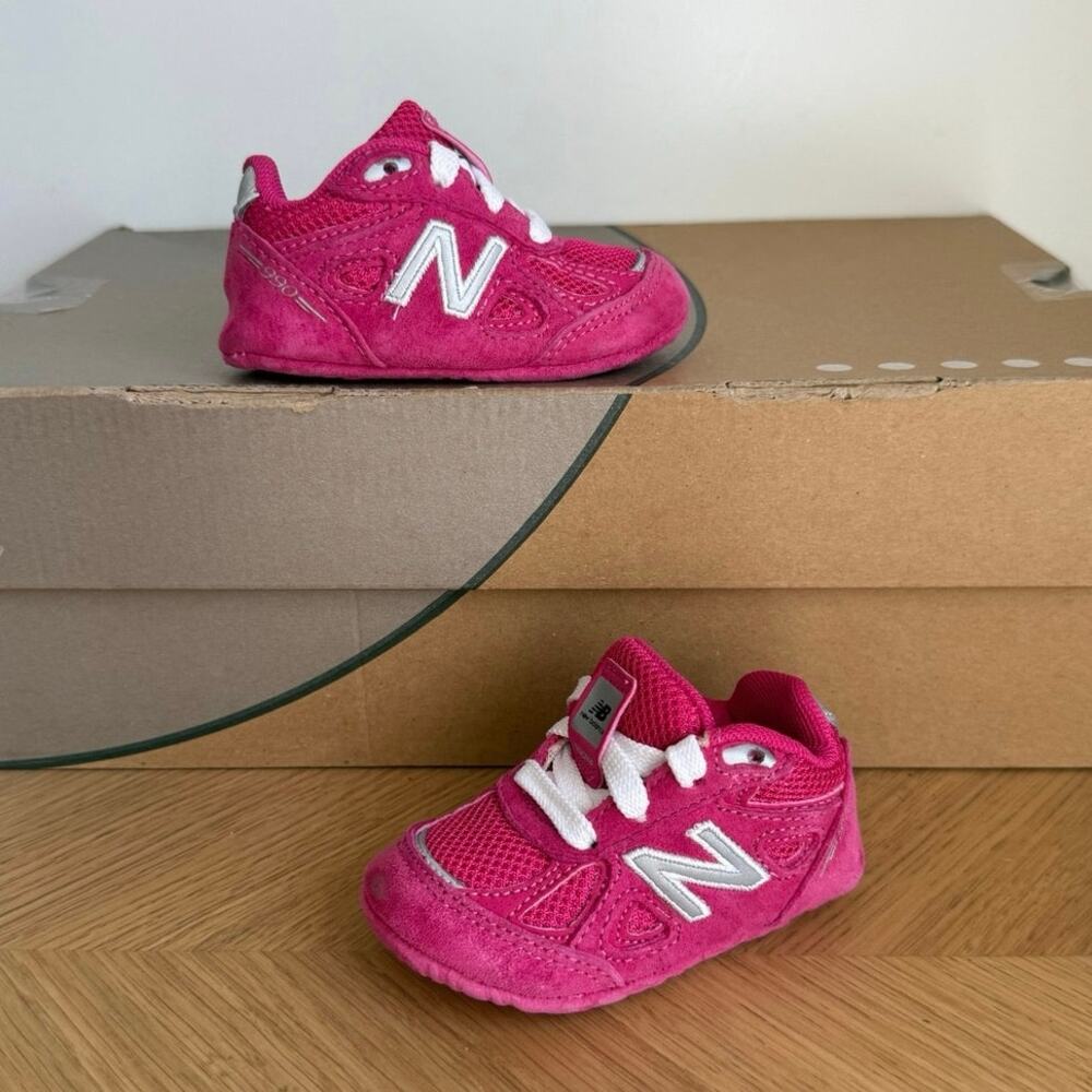 New Balance 990 V4 Pink/White Baby Crib Sneakers - SZ 2 C